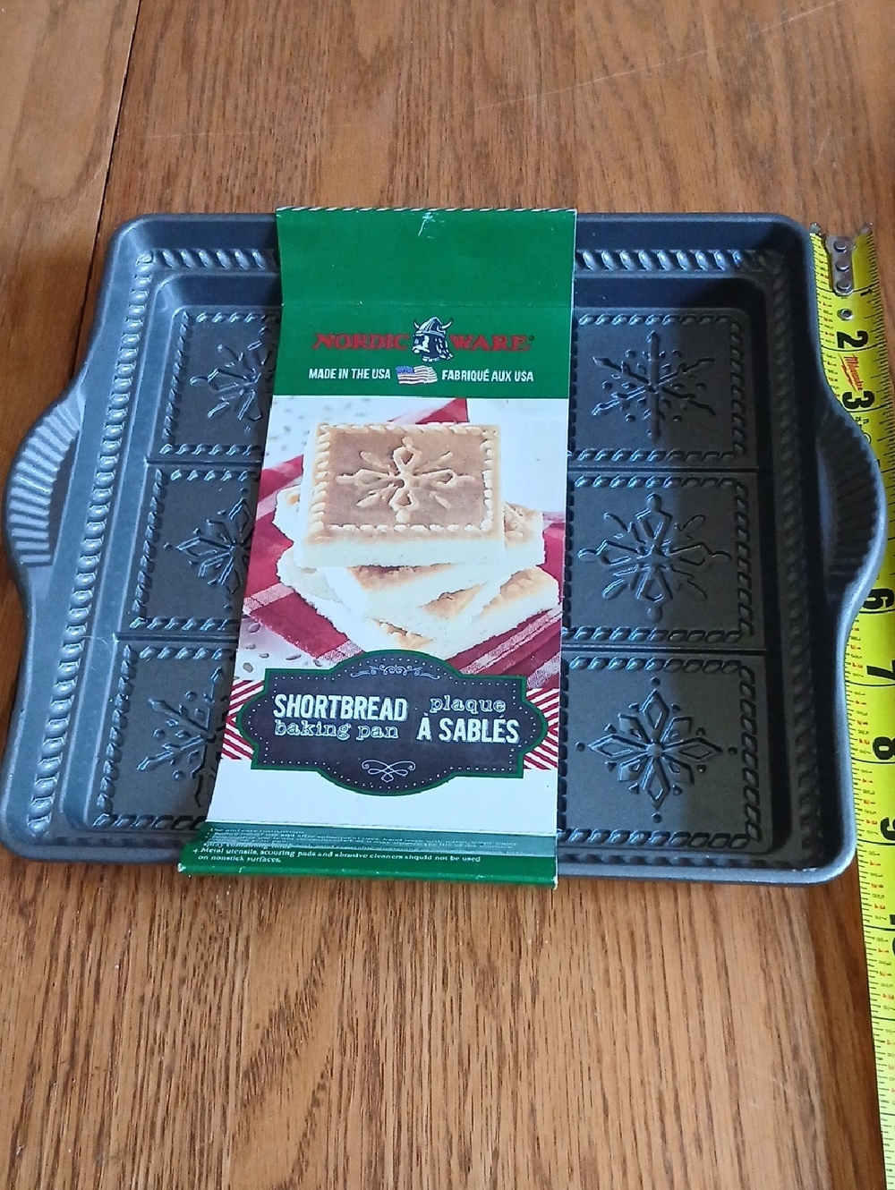 Nordic Ware Gray Shortbread Pan with Snowflake Molds